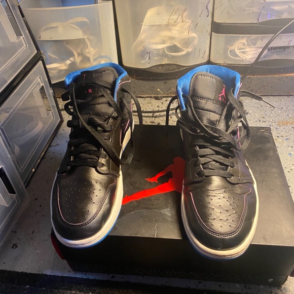 Jordan 1 main image 5